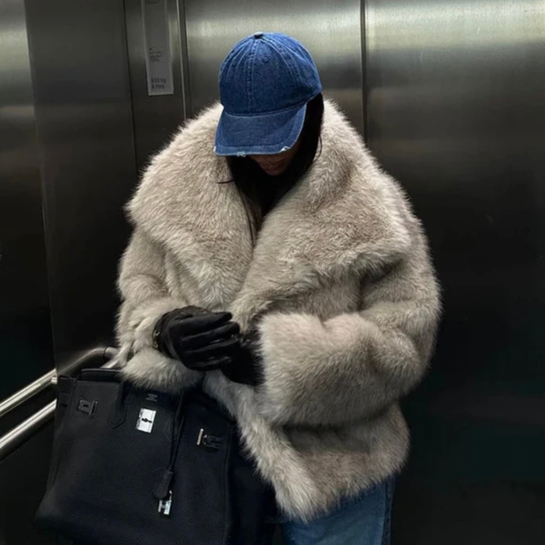 Luxuriöse Kunstpelzjacke